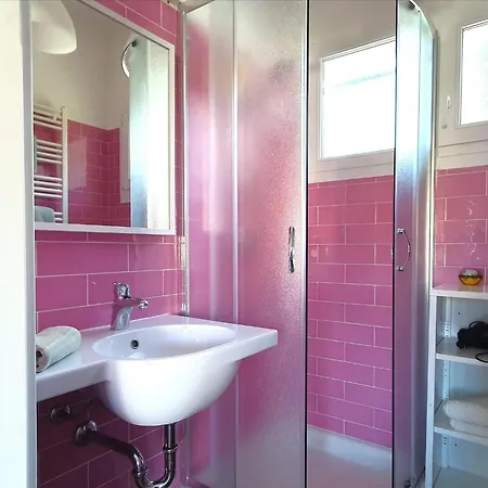 By Maggiore With Balcony Dom wakacyjny