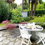 By Maggiore With Balcony Дом отдыха