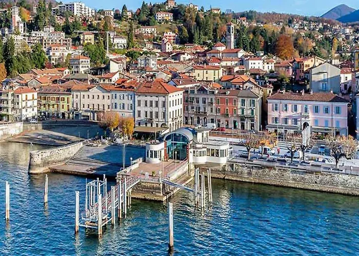 By Maggiore With Balcony Hébergement de vacances Germignaga