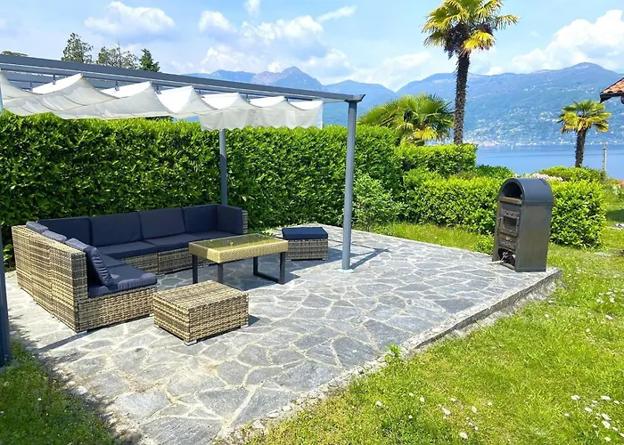 By Maggiore With Balcony Ferienhaus *