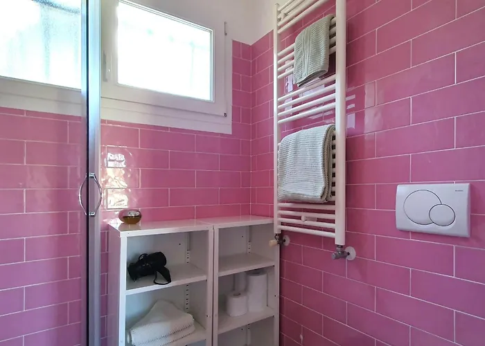 Ferienhaus By Maggiore With Balcony